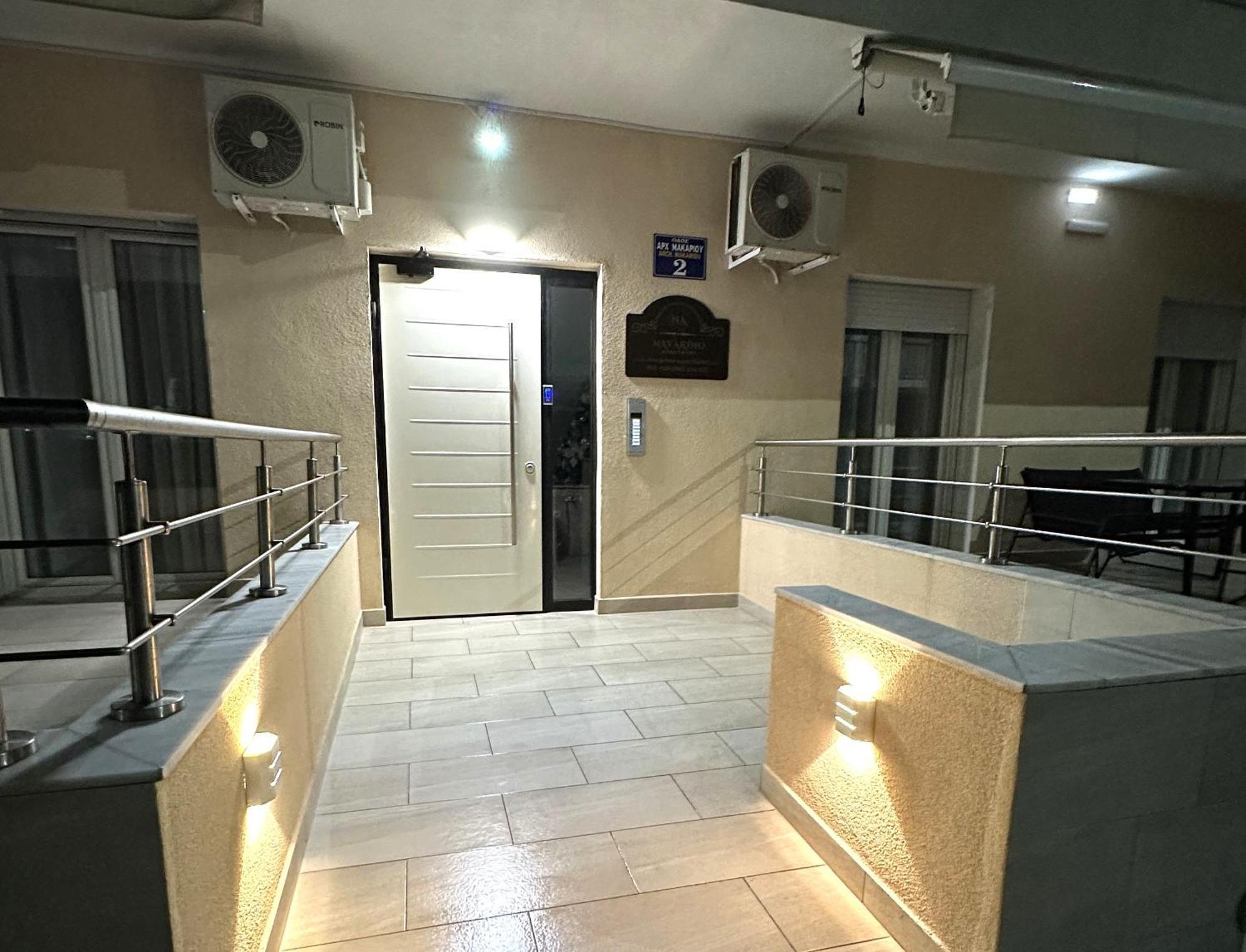Navarino Luxe Suites Peraia (Thessaloniki) Exterior foto
