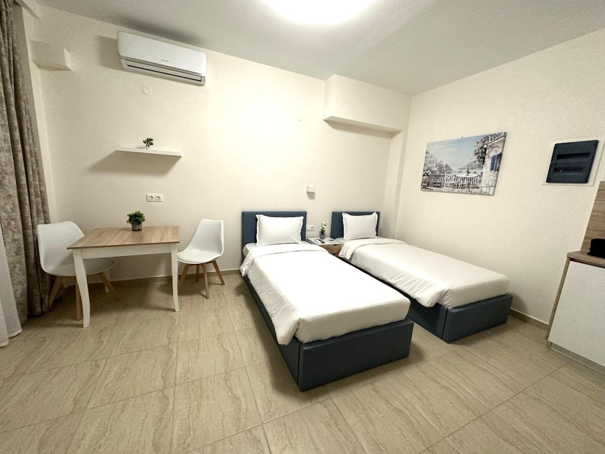 Navarino Luxe Suites Peraia (Thessaloniki) Exterior foto